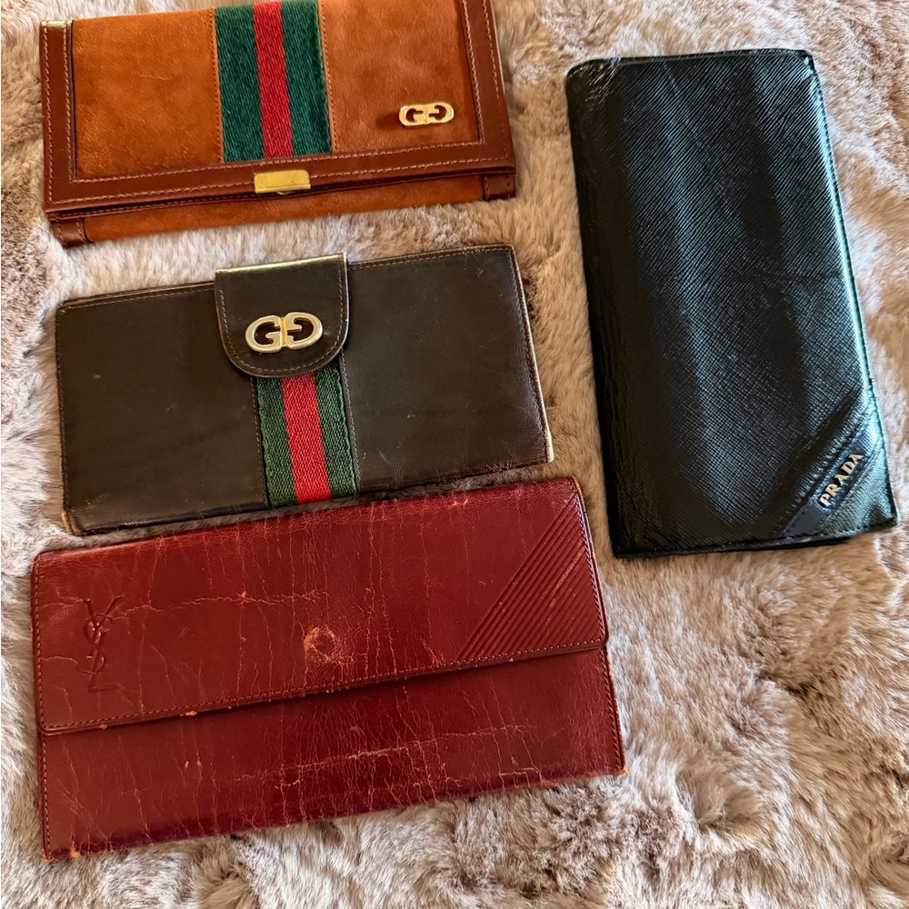4 Vintage wallets : 2 Gucci , 1 Prada , 1 YSL as is